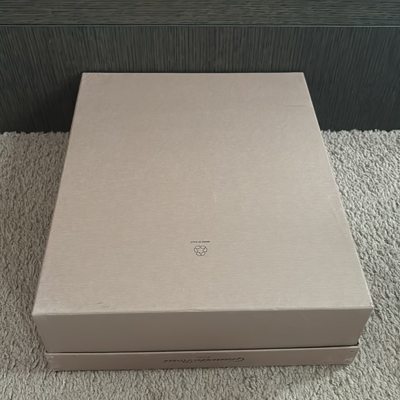 Gianvito Rossi empty box only - Picture 6 of 7